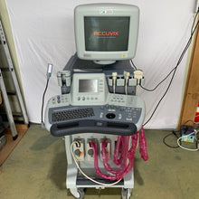 Load image into Gallery viewer, Used Medison Accuvix XQ 3D Ultrasound With 3Probes