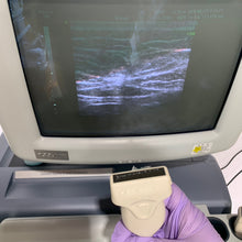 Load image into Gallery viewer, Used Medison Accuvix XQ 3D Ultrasound With 3Probes
