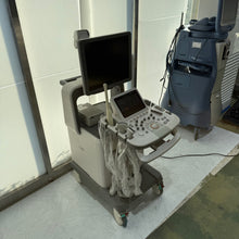 Load image into Gallery viewer, Used Samsung Medison accuvix XG With Convex Linear Vaginal 3Probes