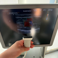Load image into Gallery viewer, Used Samsung Medison accuvix XG With Convex Linear Vaginal 3Probes