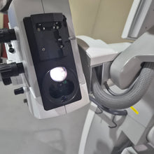 Cargar imagen en el visor de la galería, Used Carl Zeiss OPMI Pentero Surgical Microscope