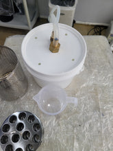 Load image into Gallery viewer, Used Apoza AD7 Mini 2.8L Dental Autoclave