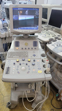 Cargar imagen en el visor de la galería, Dispositivo médico de ultrasonido Logiq 3 Expert de segunda mano, con transductor 3Probe 8L 3.5C 3S, de venta mundial.