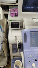 Cargar imagen en el visor de la galería, Venta mundial de Aloka Prosound Alpha10 Premier Ultrasound y 3 sondas convexas lineales vaginales usados