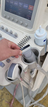 Load image into Gallery viewer, Worldwide Shipped Used Medison Accuvix V20 Ultrasound with Convex Linear Probe
