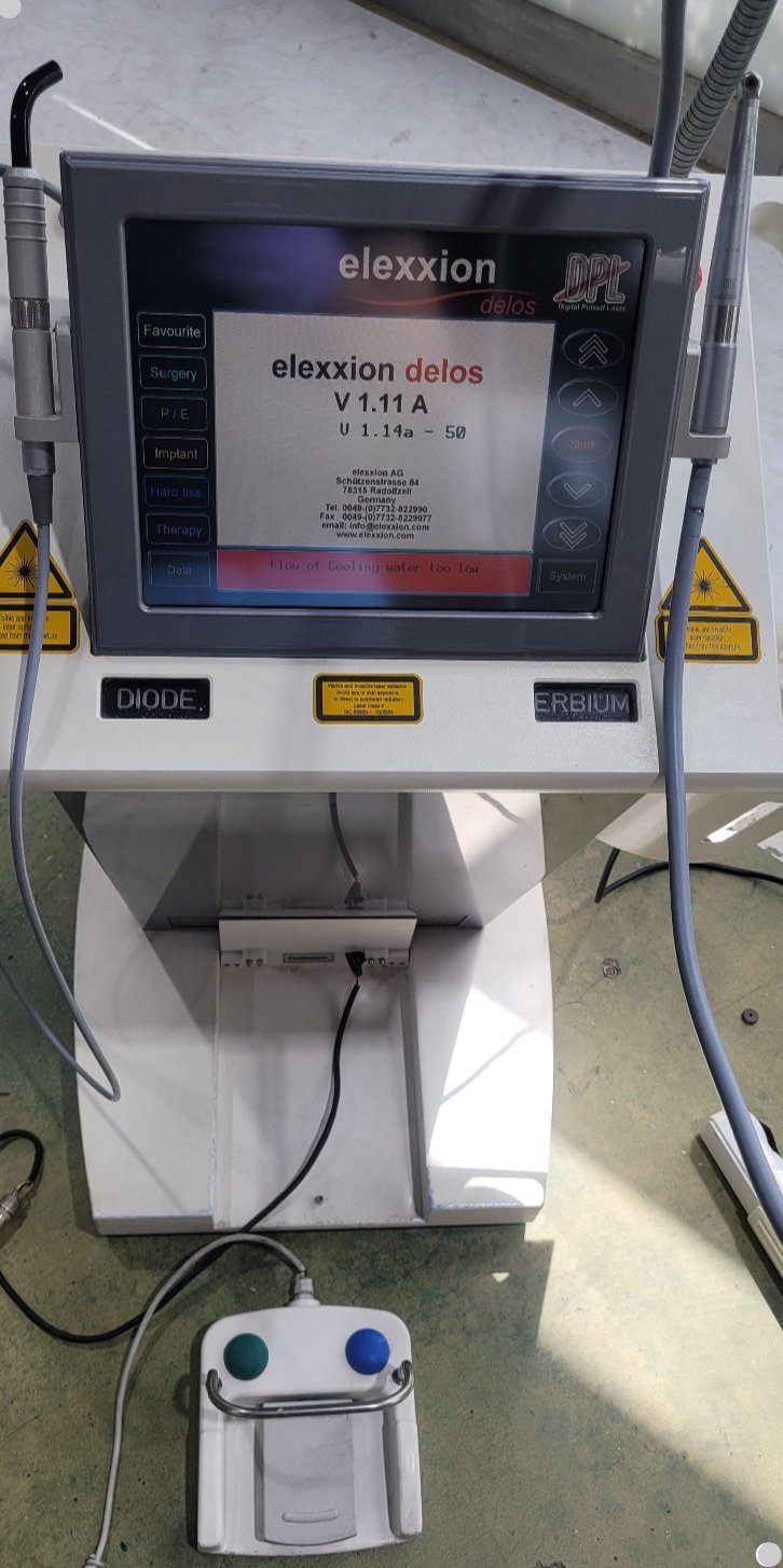 Used Elexxion AG Delos Dental Er Yag diodelaser
