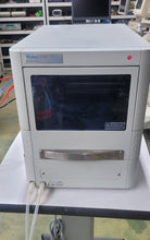 Load image into Gallery viewer, Used WATERS 2707 Autosampler Lab Equipment
