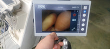 Cargar imagen en el visor de la galería, For Sale Karl Storz C mac monitor 8430ZX 2 blade Laryngoscope System
