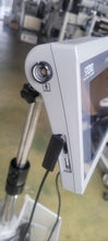 Cargar imagen en el visor de la galería, For Sale Karl Storz C mac monitor 8430ZX 2 blade Laryngoscope System
