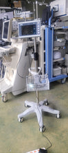 Cargar imagen en el visor de la galería, For Sale Karl Storz C mac monitor 8430ZX 2 blade Laryngoscope System
