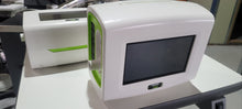 Load image into Gallery viewer, EOVE EO 150 Portable Ventilator
