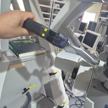 Cargar imagen en el visor de la galería, Used Carl Zeiss OPMI Pentero Surgical Microscope
