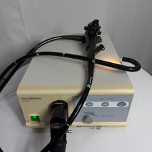 Cargar imagen en el visor de la galería, Venta de (I) Sistema de gastroscopio Olympus de 9 mm usado Olympus CV70 (CV60) y Olympus Gif-V70
