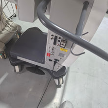 Cargar imagen en el visor de la galería, Used Carl Zeiss OPMI Pentero Surgical Microscope

