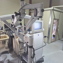 Cargar imagen en el visor de la galería, Used Carl Zeiss OPMI Pentero Surgical Microscope
