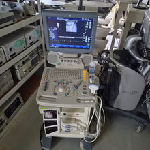Cargar imagen en el visor de la galería, Unidad de ultrasonido GE Logiq P5 usada con sonda lineal y sonda convexa, envío a todo el mundo. Equipo médico.
