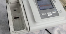 Load image into Gallery viewer, WorldWide Sell 760$ Used Phillips Bipap A40 Ventilator
