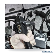 Cargar imagen en el visor de la galería, Used Fujinon EC 250WI5 Colonoscope
