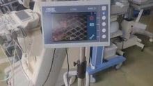 Cargar y reproducir el video en el visor de la galería, For Sale Karl Storz C mac monitor 8430ZX 2 blade Laryngoscope System
