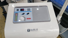 Load image into Gallery viewer, WorldWide Selling on Used Physical Therapy Equipment IN M250S Microwave Therapy Diathermy Medical Device Comapnay
