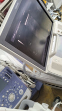Cargar imagen en el visor de la galería, Venta mundial de ecógrafo Toshiba Aplio MX de segunda mano con 3 sondas, convexo, lineal, vaginal

