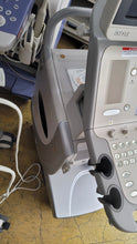 Cargar imagen en el visor de la galería, Venta mundial de ecógrafo Toshiba Aplio MX de segunda mano con 3 sondas, convexo, lineal, vaginal
