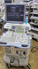 Load image into Gallery viewer, Wordwide Selling on Used GE Vivid7 dimension Ultrasound Unit&amp; GE M12L Linear Probe GE M4S Cardiac Probe
